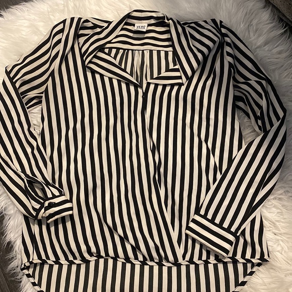 Blouse - Picture 1 of 2